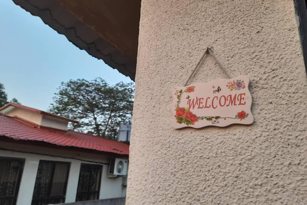 Joy Cottages - Premium Chalets, Vacation Home Rentals Karjat Eksteriør billede