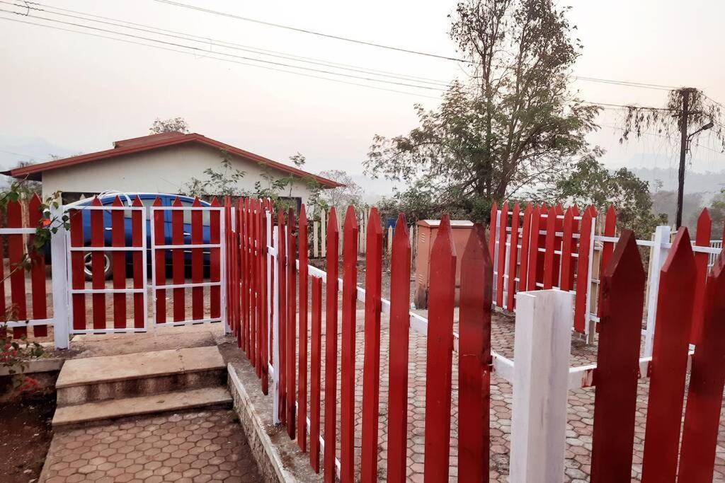 Joy Cottages - Premium Chalets, Vacation Home Rentals Karjat Eksteriør billede